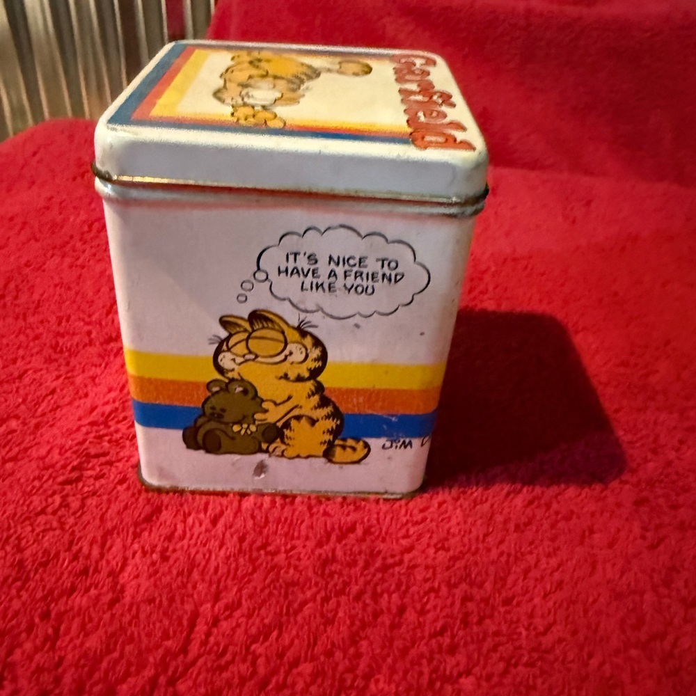 Garfield Metal Tin with Colorful Stripes
